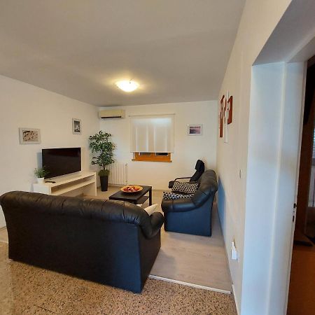 Apartment Luisa ポレッチ エクステリア 写真