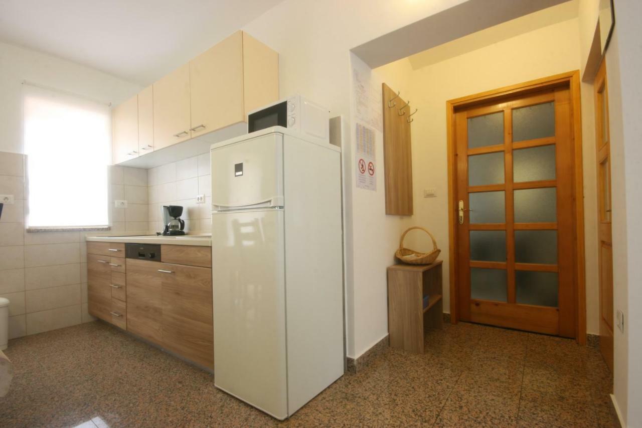 Apartment Luisa ポレッチ エクステリア 写真